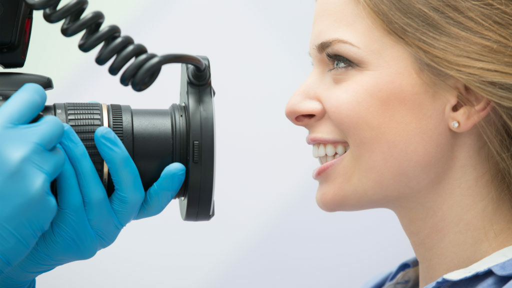 dentista-ESTETICA-DENTAL-sotogrande-pueblo-nuevo-guadiaro-Dental aesthetics